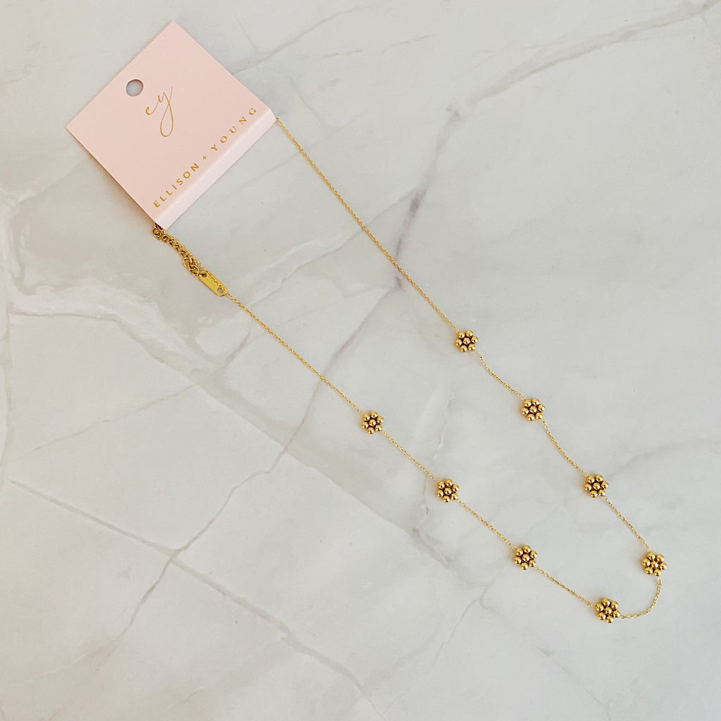 Collier en Perles Dorées avec Fleurs