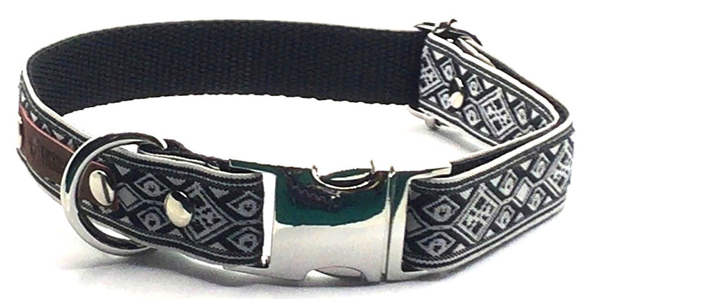 Collier Chien Résistant Design Taille M