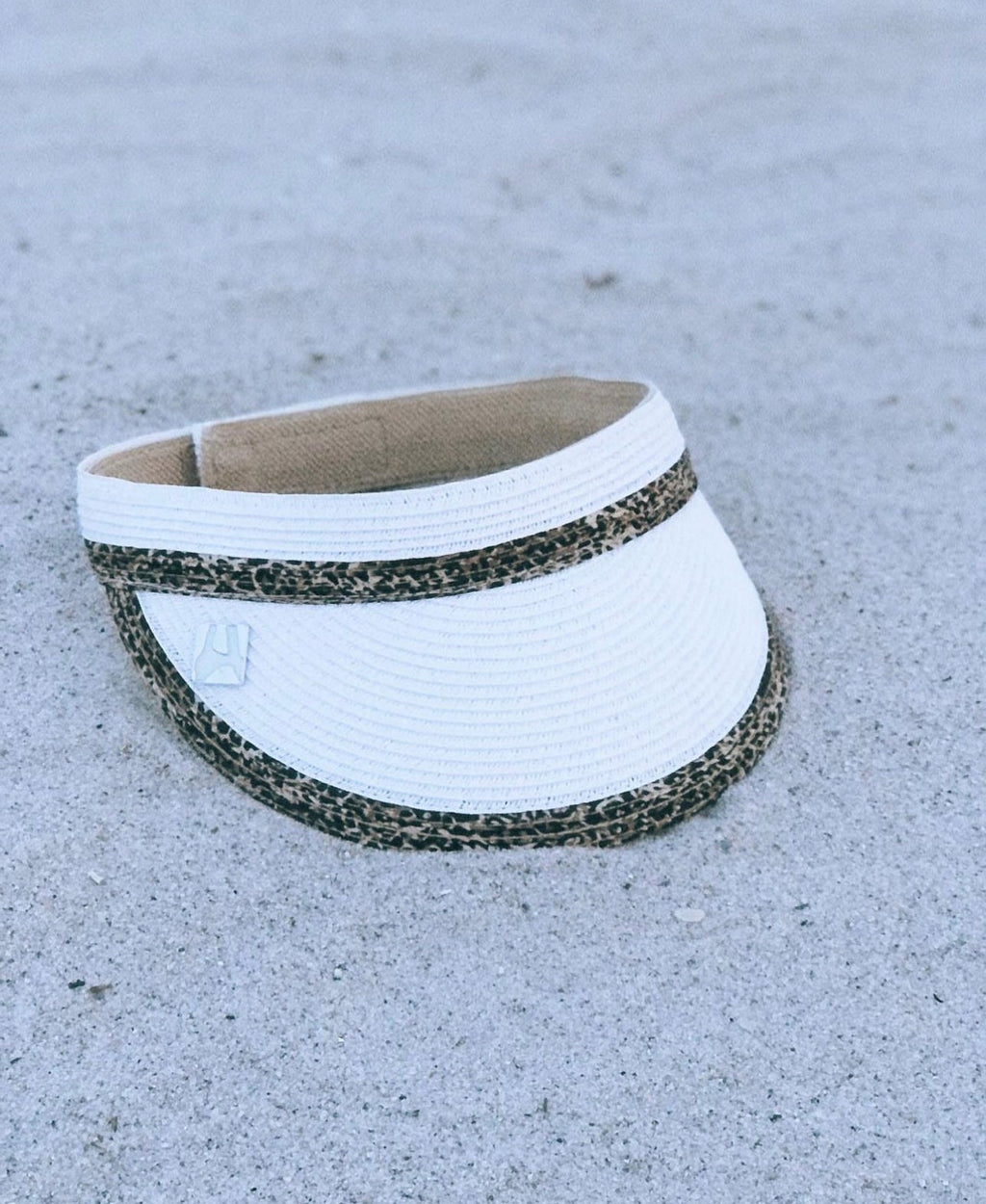 'Faites une promenade du côté sauvage' Casquette Visor Imprimé Animal