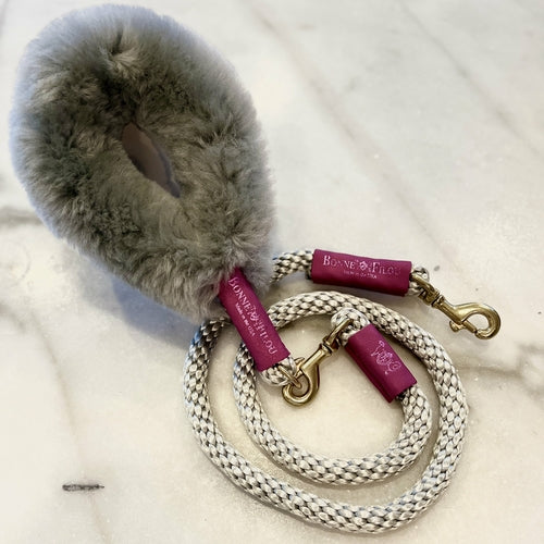 Ensemble Poignée en Fourrure Shearling + Laisse en Corde : Confort et Style