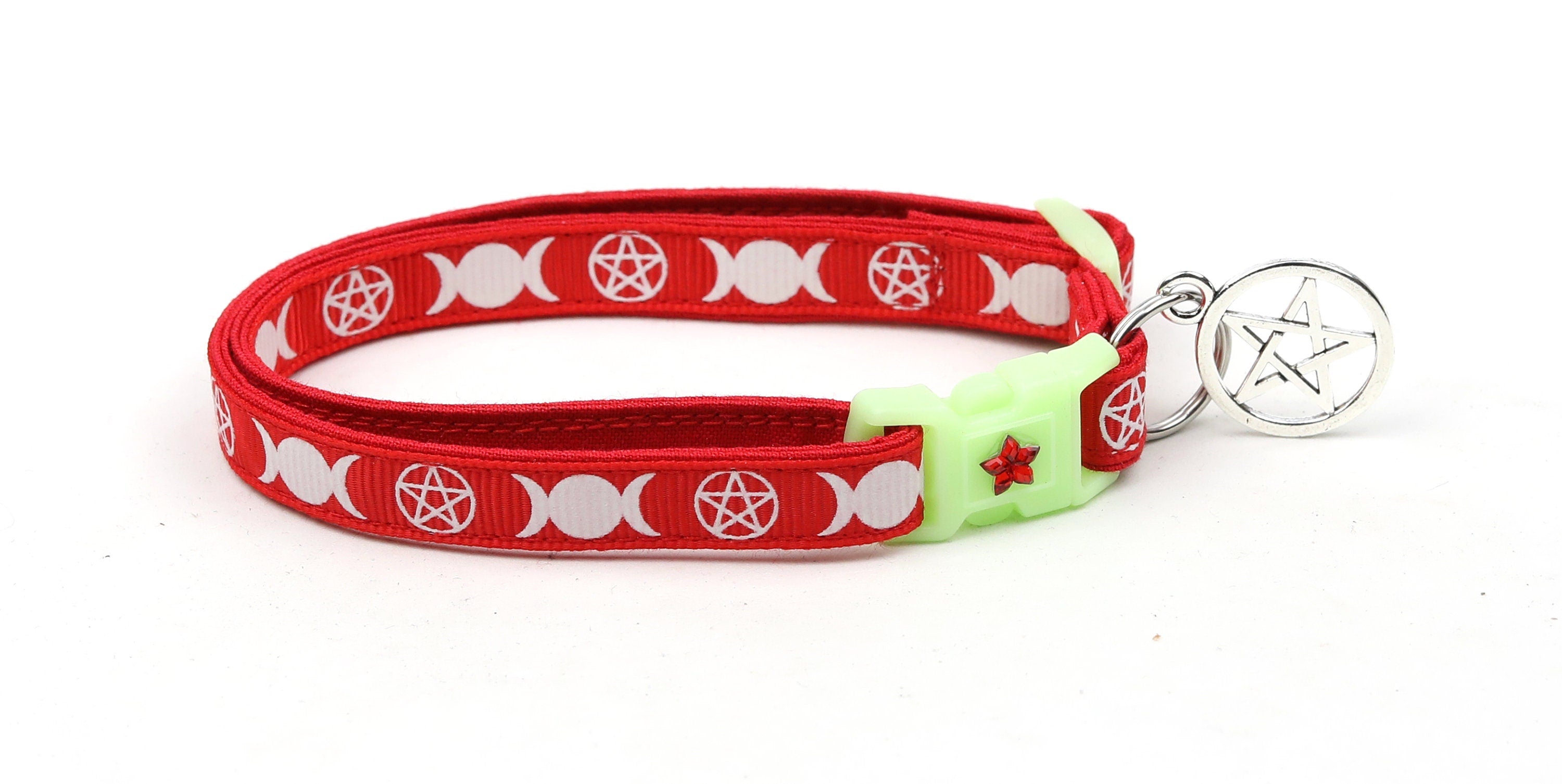 Collier de Chat Rouge Lumineux