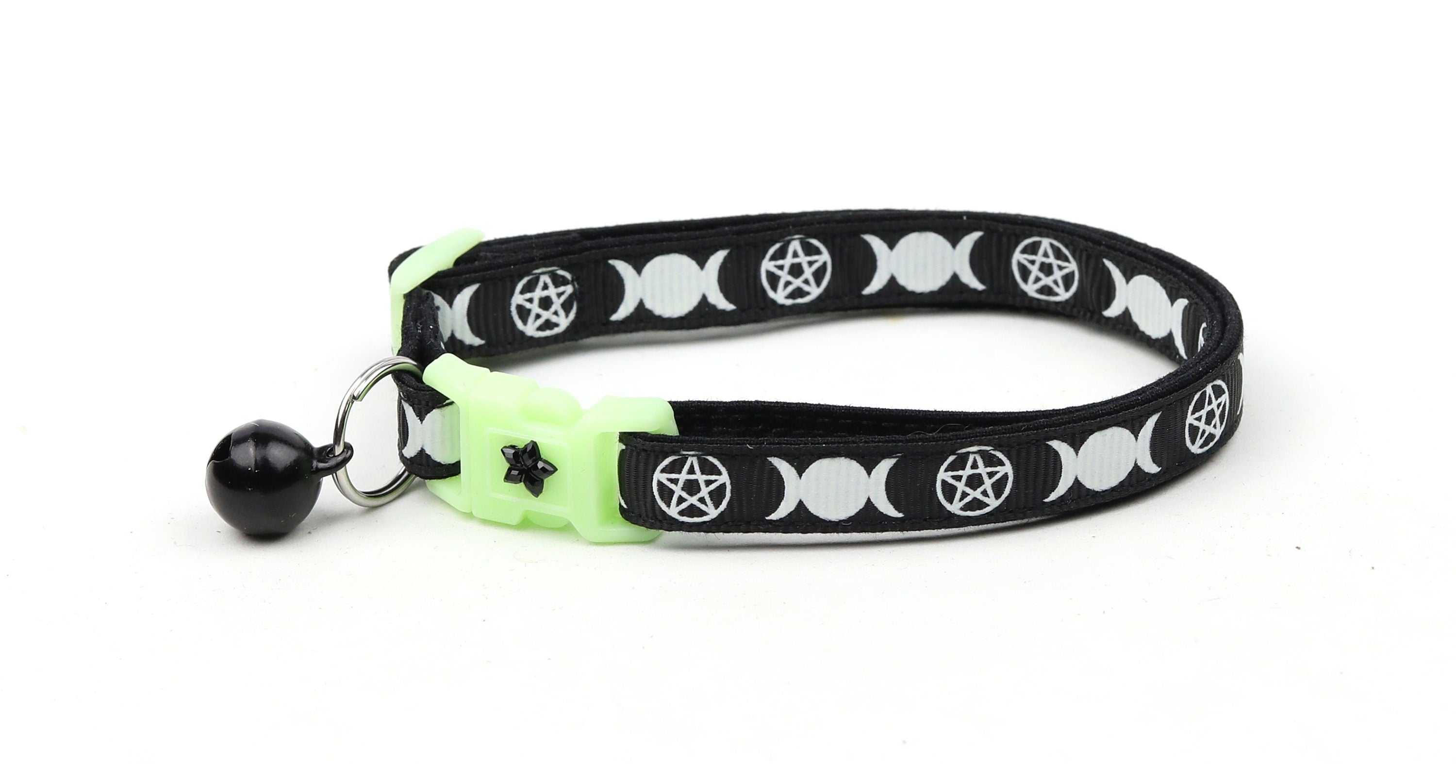 Collier Chat Noir de la Sorcière