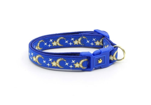 Lunes et Étoiles Dorées sur Collier de Chat Bleu Royal