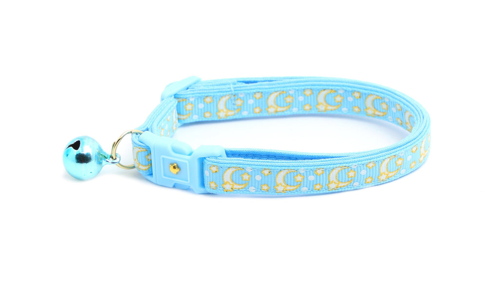 Collier Chat Gold Moons et Stars sur Bleu Poudré